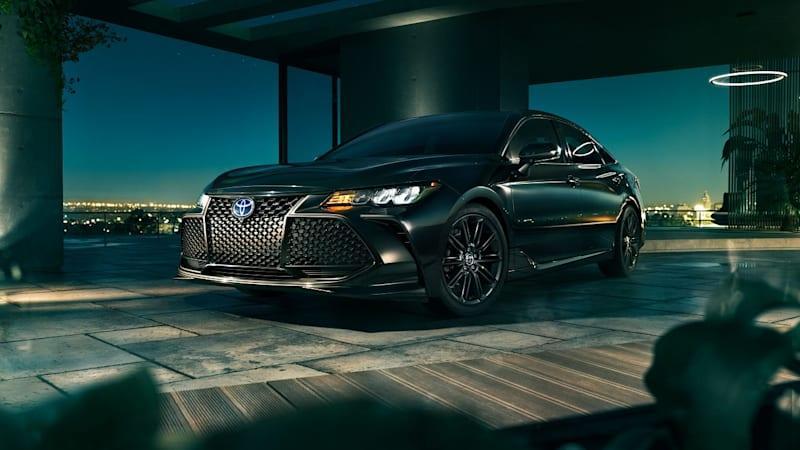 2022 Toyota Avalon range gets the first-ever XSE Hybrid Nightshade Edition